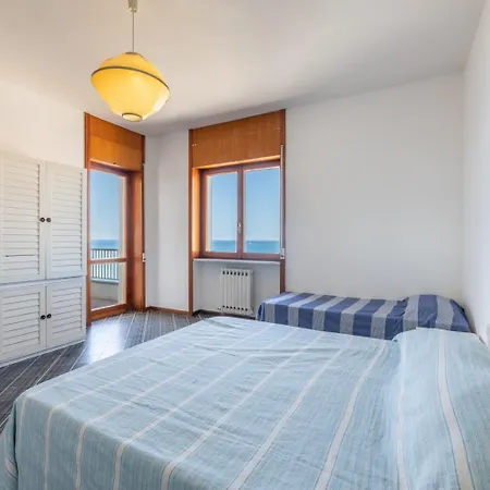 Blue Sunset Vista Mare Apartman